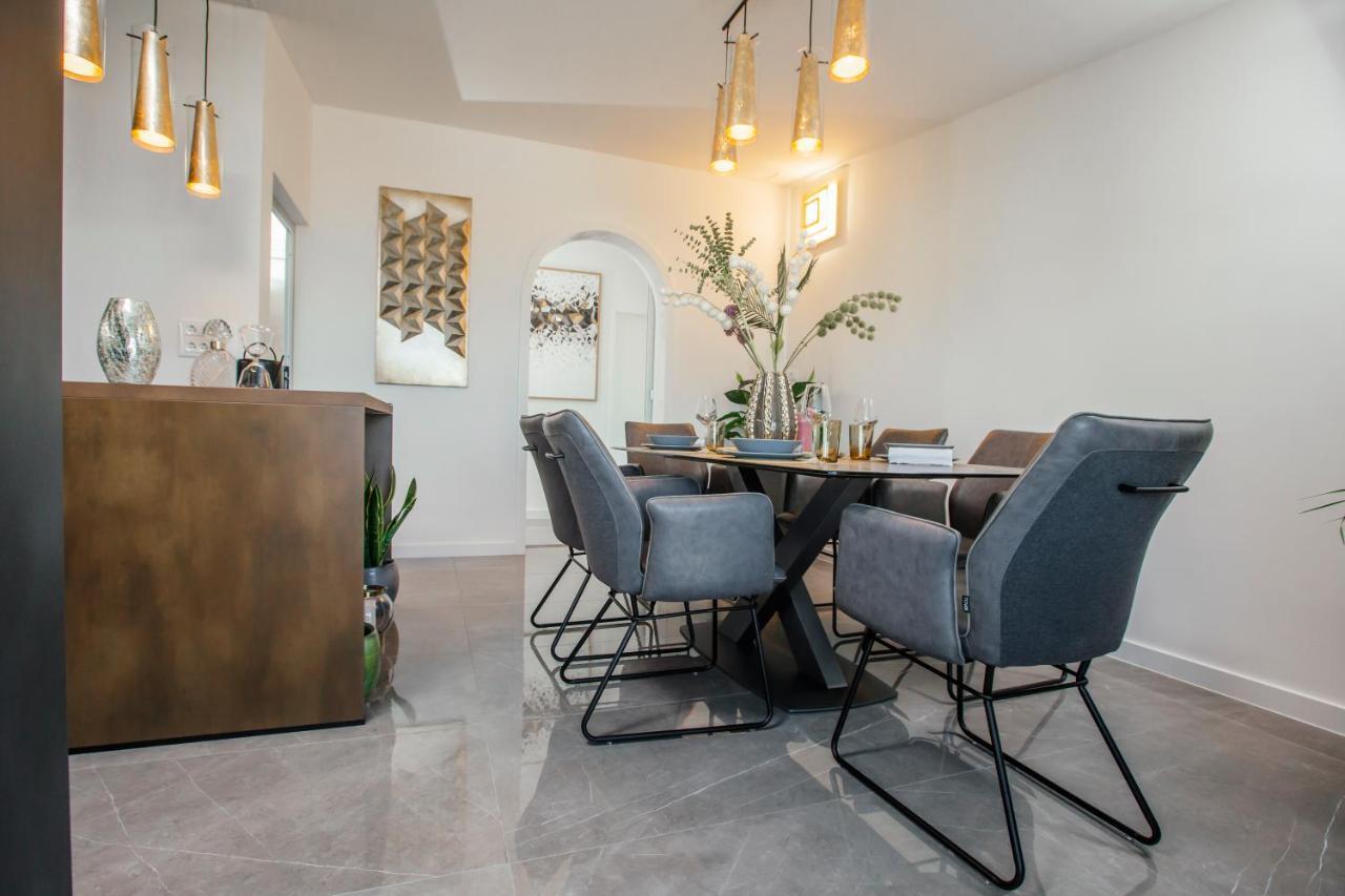 Nora Apartment *